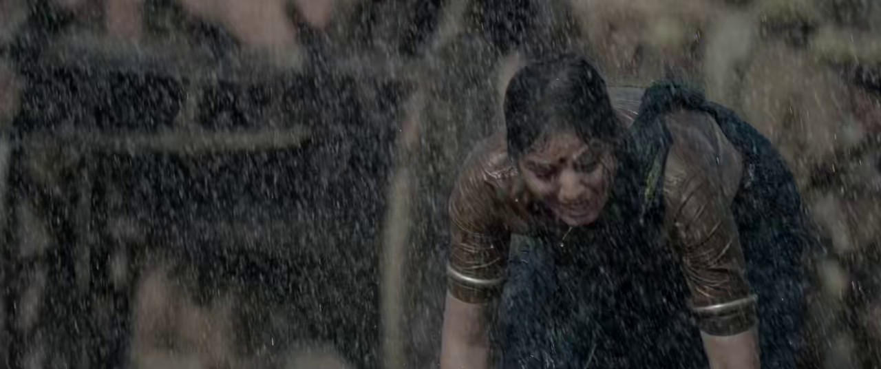Razakar (2024) WEBRip Hindi + Telugu 720p x265 HEVC HE-AAC 2.0 ESub.mkv.0002